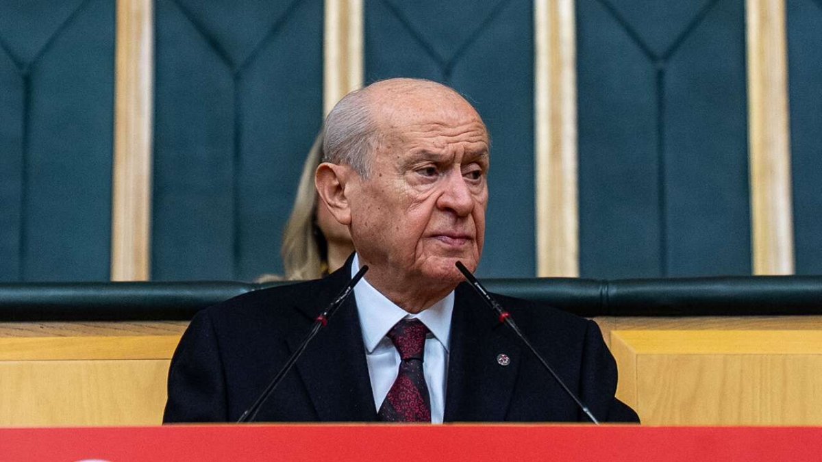 Bahçeli’den Sert Bölgesel Uyarı: "Türkiye Yolgeçen Hanı Değildir!"