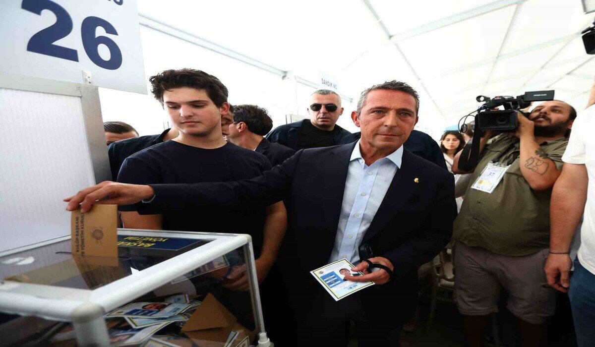 Ali Koç'tan Tarihi Fenerbahçe Seçimi Açıklaması! Oyunu Kullandı