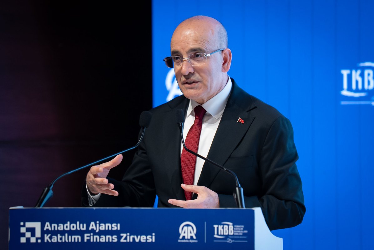 "Bu Krizi Heba Edemeyiz!" Bakan Şimşek Ekonomide Yeni Hamleyi Duyurdu: Atıl Bina Dev Merkeze Dönüşüyor