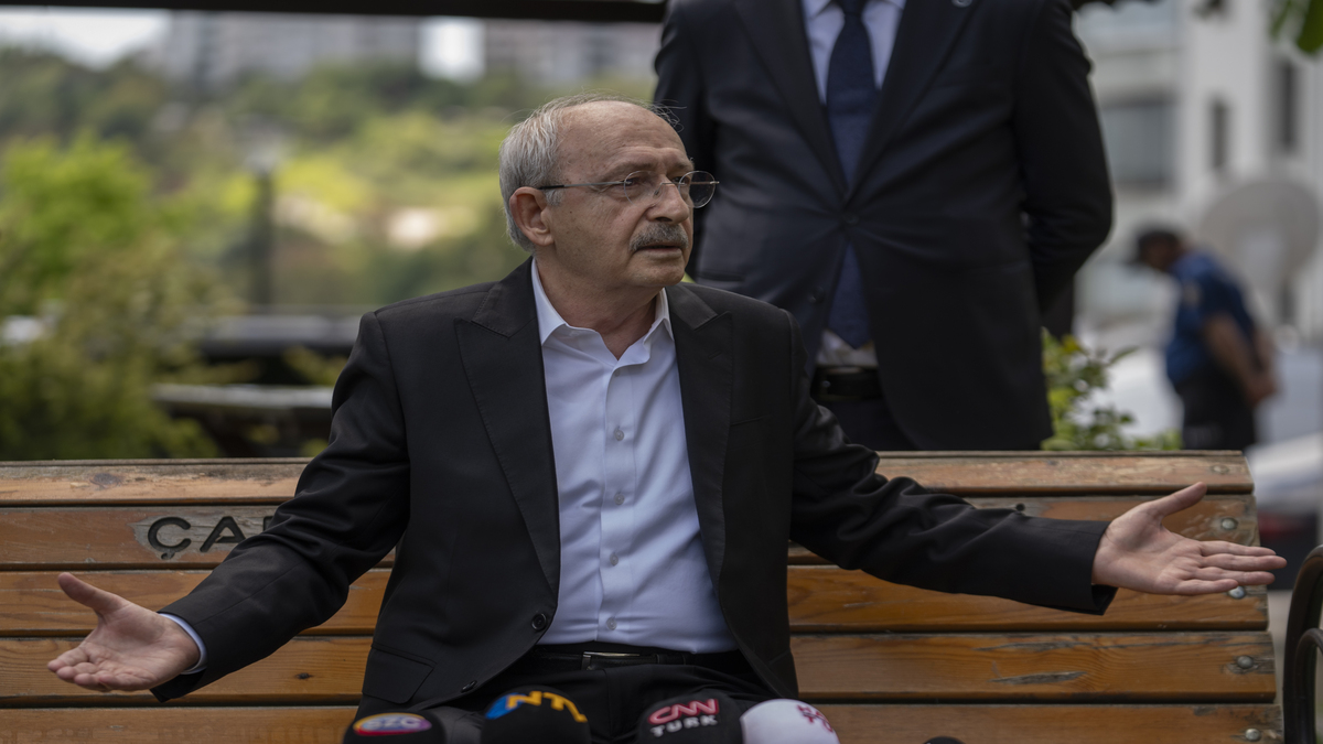 Kılıçdaroğlu'ndan Özgür Özel'e Sert Yanıt: "Babasının Malı Değil!"