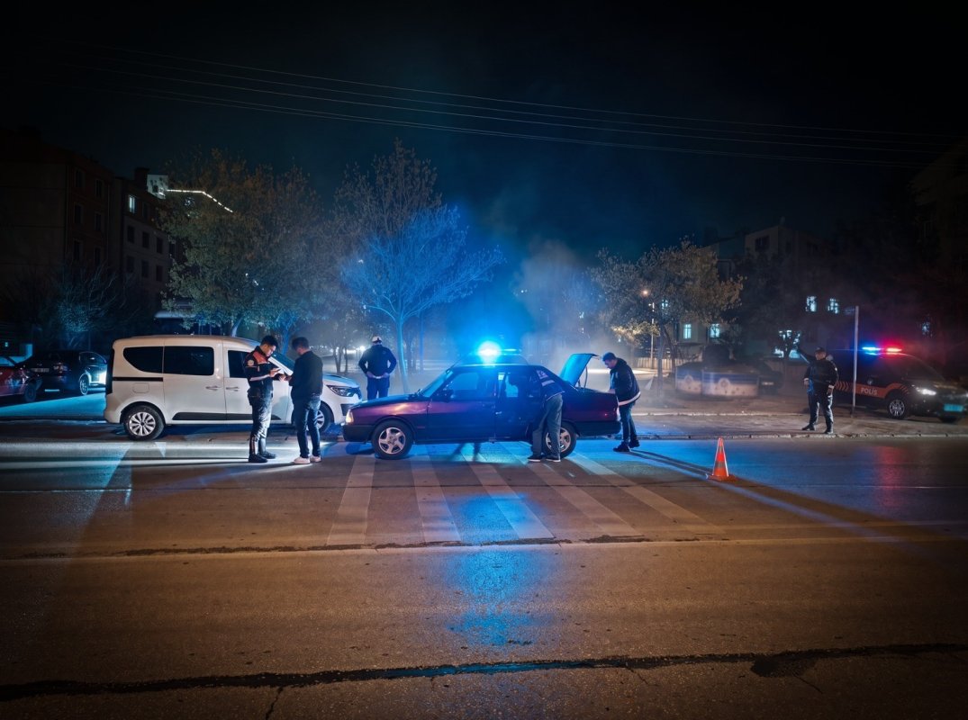 Konya'da Dev Asayiş Uygulaması: "Huzur-42/6" İle Kent Genelinde Sıkı Denetim