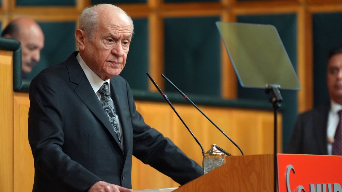 Bahçeli'den Özgür Özel'e CHP Tepkisi: Sokağı Bırakın