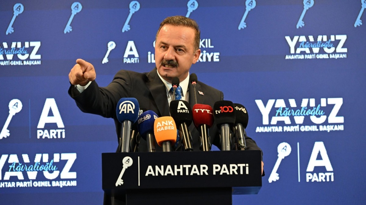 Ağıralioğlu: 'Siz milletinize yaslanmak yerine PKK'ya yaslanmaya karar verdiniz'