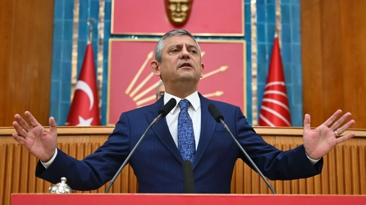 Özgür Özel'den Erdoğan'a "Karınca" Çıkışı: "O Karıncayı Sana Ezdirmeyiz!"