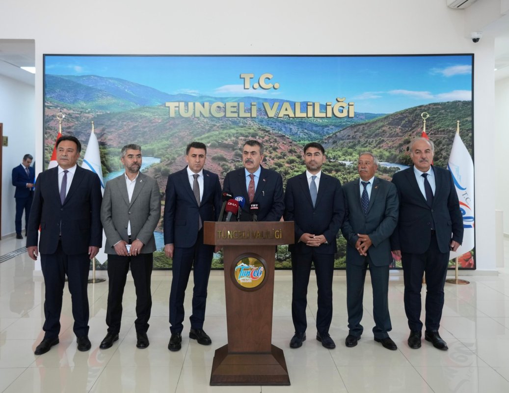 Bakan Yusuf Tekin'den Tunceli'de Önemli Açıklamalar: Tüm Sınırları Kaldırdık