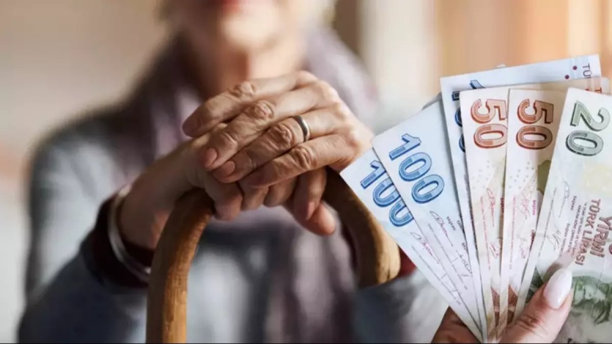 Milyonlarca Emeklinin Beklediği Ödeme Günü Geldi