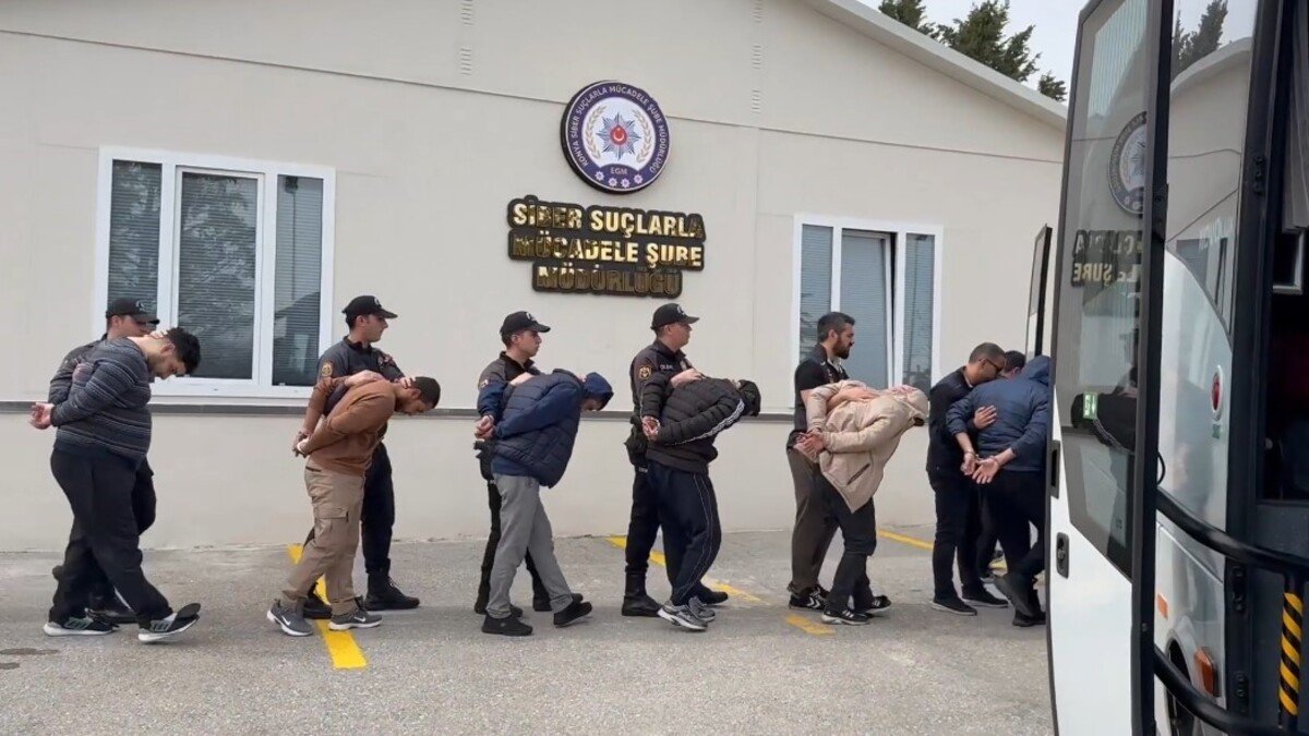 Doktoru 11 Milyon Dolandıran Şebekeden 28,6 Milyarlık Vurgun!