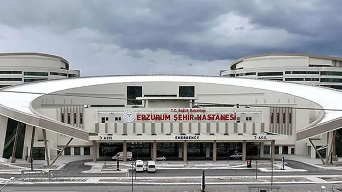 Erzurum'da Kirli Çark Deşifre Edildi! Sağlık Çalışanları ve Şüpheliler Anlaştı, 13 Kişi İçin Demir Parmaklıklar Göründü!