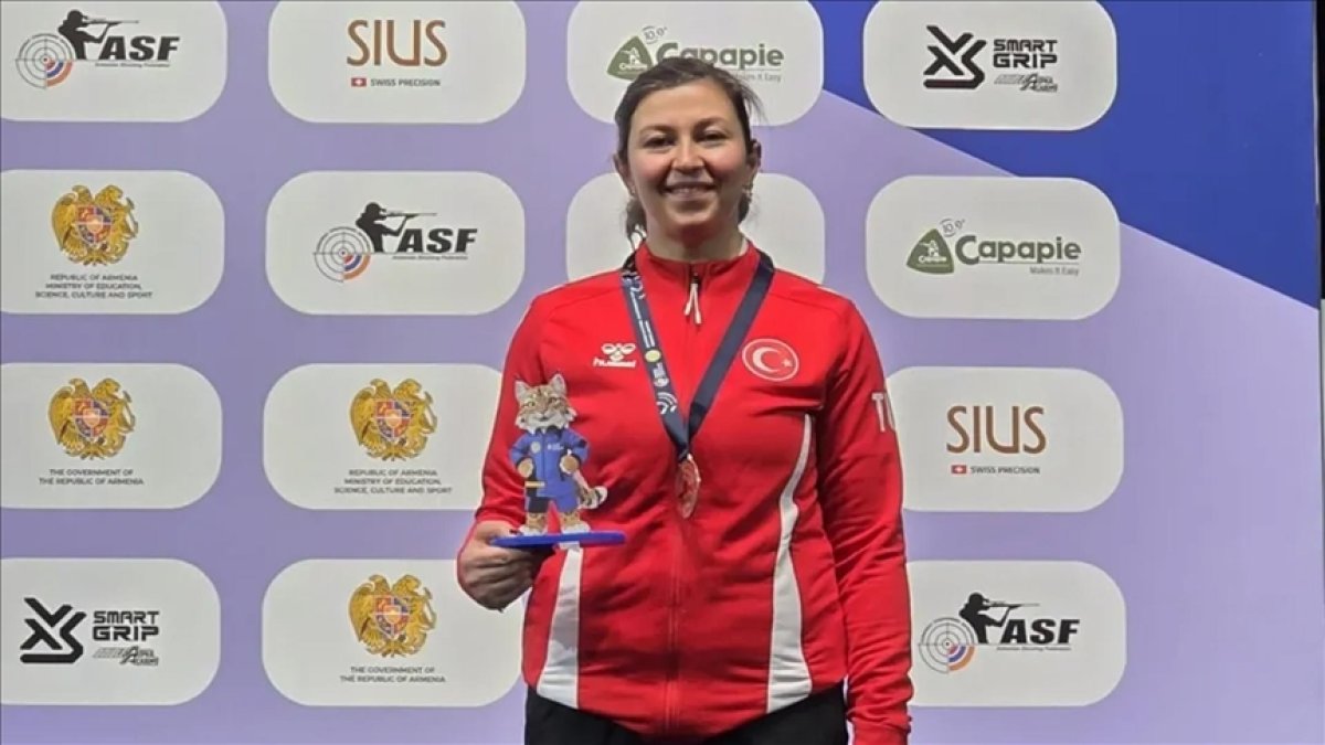 Elif Duygu Eren Kotoş'tan Tarihi Başarı: Avrupa Üçüncüsü Oldu!