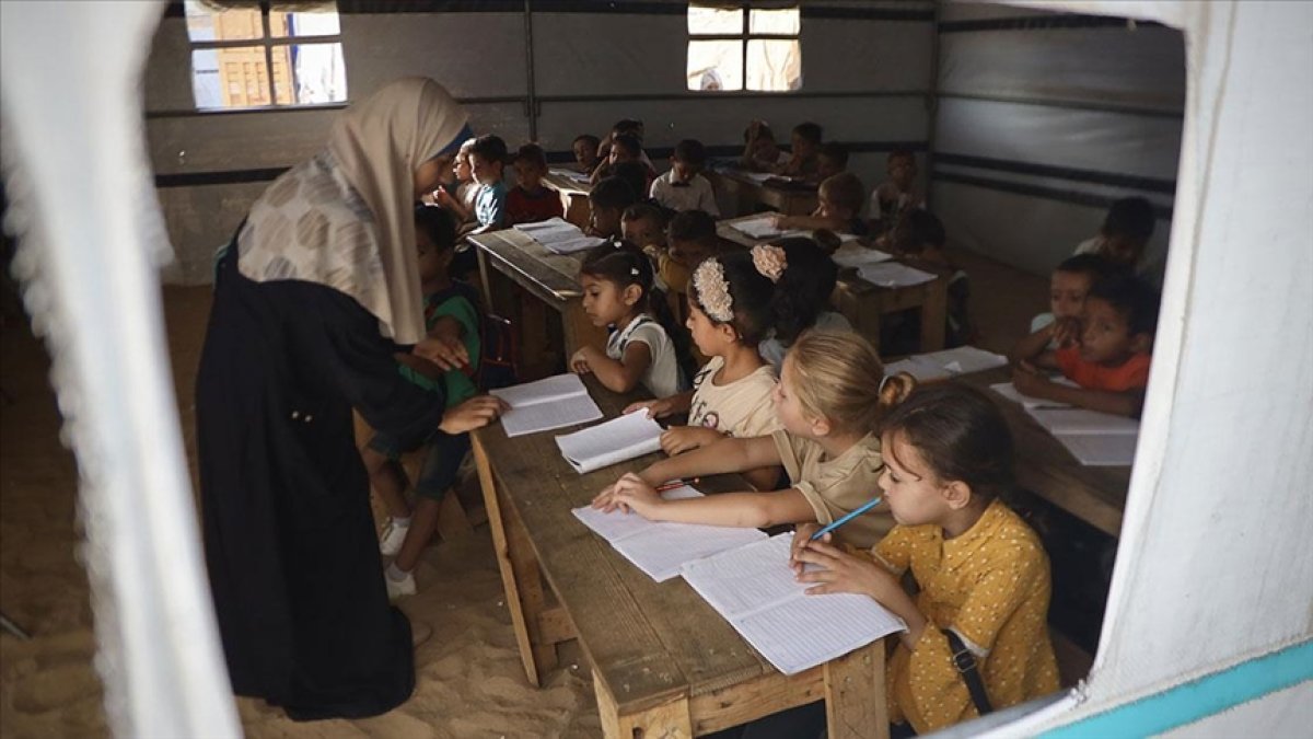 Gazze'de En Acı Sınav! Okullar Yıkıldı, 37 Bin Öğrenci...